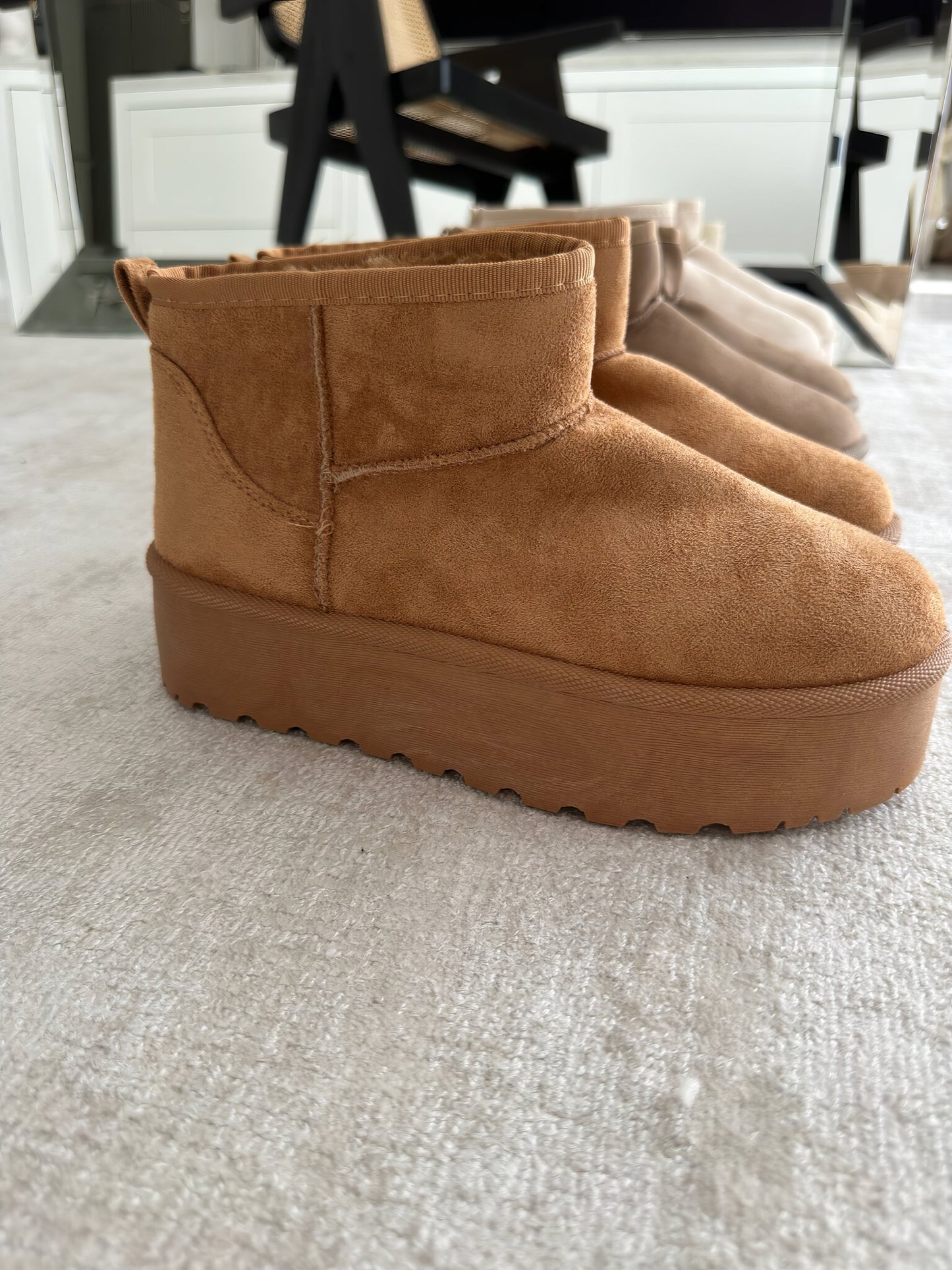 AUTUMN BOOTS