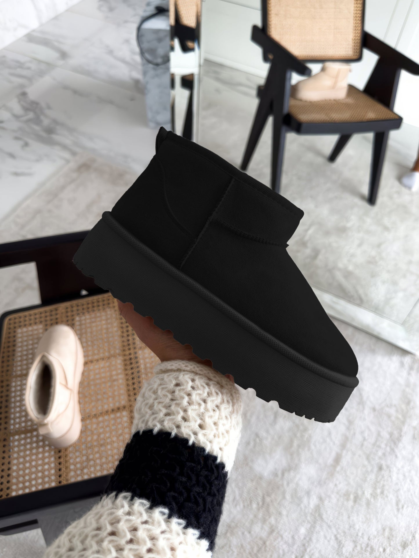 AUTUMN BOOTS